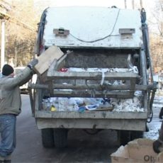 В селе Аксукент разгорается «война» за вывоз бытового мусора