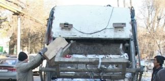 В селе Аксукент разгорается «война» за вывоз бытового мусора