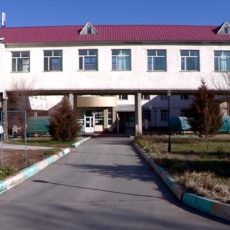 Мама мальчика, отравившегося водкой, опровергла информацию об алькогольной коме у ее ребенка