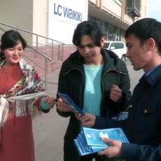 Прокуроры ЮКО вышли в народ, чтобы предостеречь от мошенников и карманников
