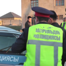 Шымкентские полицейские задержали грабителей по горячим следам
