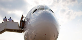 Авиабилеты могут подорожать