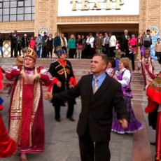 Весело и ярко шымкентцы проводили Масленицу