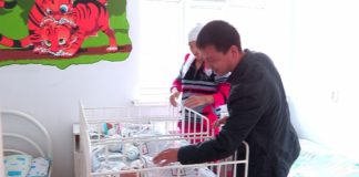 В ЮКО за последние два месяца родилось две тройни