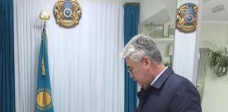 День выборов. В Шымкенте первыми проголосовали аким ЮКО и роженицы