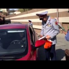 В Шымкенте сотрудники местной полиции предложили автоледи почувствовать себя парижанками