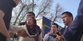 В Шымкенте на пешеходном переходе около РОВД водитель наехал на женщину