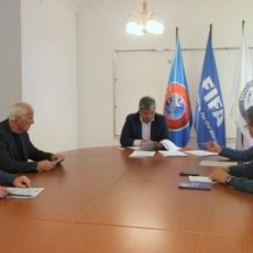 Главного тренера ФК «Ордабасы» Бахтияра Байсеитова дисквалифицировали