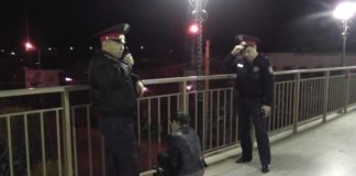 В Шымкенте полицейские предотвратили суицид