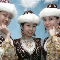 В Казахстане живёт более 10 миллионов женщин