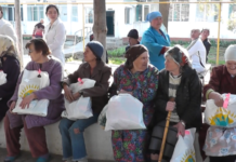 Благотворительный фонд Каусбека Турисбекова поздравил женщин с праздником