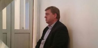 От авиакомпании SCAT требуют выплат для детей погибших при крушении самолета