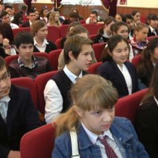 В Шымкенте проходит олимпиада по истории среди студентов и школьников