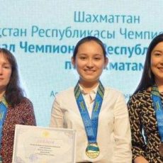 16-летняя Жансая Абдумалик впервые стала чемпионкой Казахстана по шахматам