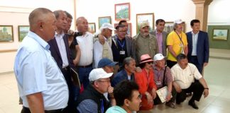 В Шымкенте представили коллекцию картин казахстанских художников