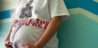 В ЮКО ежегодно беременеют 900 несовершеннолетних