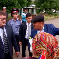 В Шымкенте продавцы базара «Култай ана» решили торговать на стройке