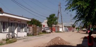 В Шымкенте коммунальщики раскапывают отремонтированные дороги