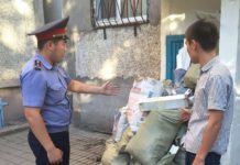 Полицейские Шымкента за чистый город