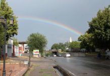 Над Шымкентом раскинулась радуга