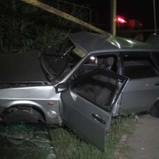 В ночной аварии погиб пассажир одного из автомобилей