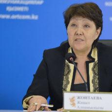 МОН РК: никаких тестов для первоклашек быть не должно