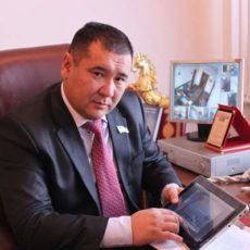 Депутату маслихата ЮКО, уличенному в даче взятки, вынесен приговор