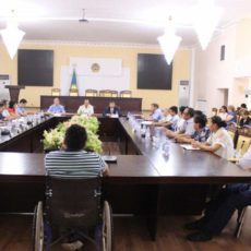 О чем попросили инвалиды ЮКО у прокурора области