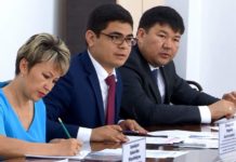 Решение проблемы южноказахстанских предпринимателей, реализующих ГСМ, сдвинулось с мертвой точки