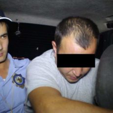 Житель ЮКО вез в багажнике авто 9 кило наркотиков Житель Казыгурта на багажнике авто вез 9 кило наркотиков