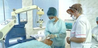 В медцентре «Дана» катаракту удаляют за 20 минут