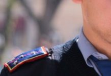 В Арыси полицейские спасли бабушку, пропавшую после взрыва