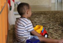 Детсад опровергает, что там отказались от ребенка с ВИЧ