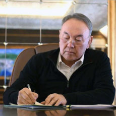 Назарбаев продлил мораторий на поправки к Земельному кодексу на 5 лет
