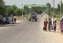 Семья подозреваемого в совершении сексуальных действий подростка из Мактааральского района покинула свой дом