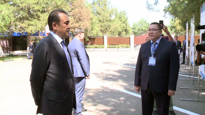 Премьер-министр Масимов проверил систему безопасности объектов транспортной инфраструктуры Шымкента