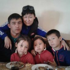 В Шымкенте судят подозреваемого в убийстве беременной жены