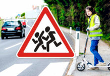 В Шымкенте дети рискуют жизнью по дороге в школу