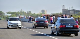 Часть большого транспортного моста в Шымкенте открыта для движения