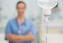 В ЮКО в числе ВИЧ-положительных медиков оказалась акушерка