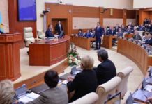 Нурсултан Назарбаев: «Бесплатный сыр только в мышеловке»