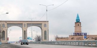 Плата за проезд в автобусах Туркестана ЮКО 30 тенге