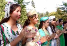 День узбекской культуры в Шымкенте отметили с размахом