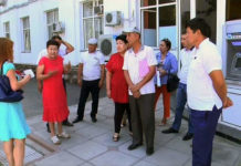 Самосожжением угрожают семьи, у которых забирают землю