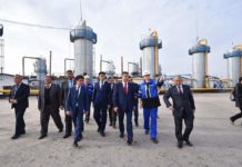 Аким Южно-Казахстанской области посетил Толебийский район