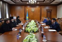 Аким ЮКО встретился с митрополитом Астанайским и Казахстанским