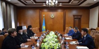 Аким ЮКО встретился с митрополитом Астанайским и Казахстанским