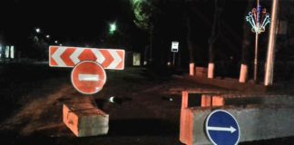 В Шымкенте во время ДТП от удара раскололась бетонная плита