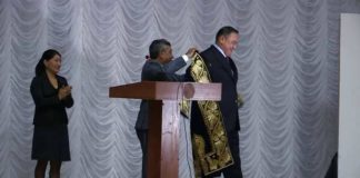 В ЮКО фильм о дружбе казахов и узбеков собрал полный зал