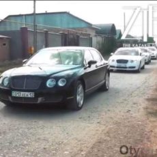 Кортеж мечты и хулиганы на крыше лимузина в Шымкенте в очередной раз удивили казахстанцев
